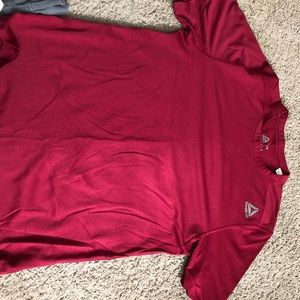 REEBOK TEE MEDIUM